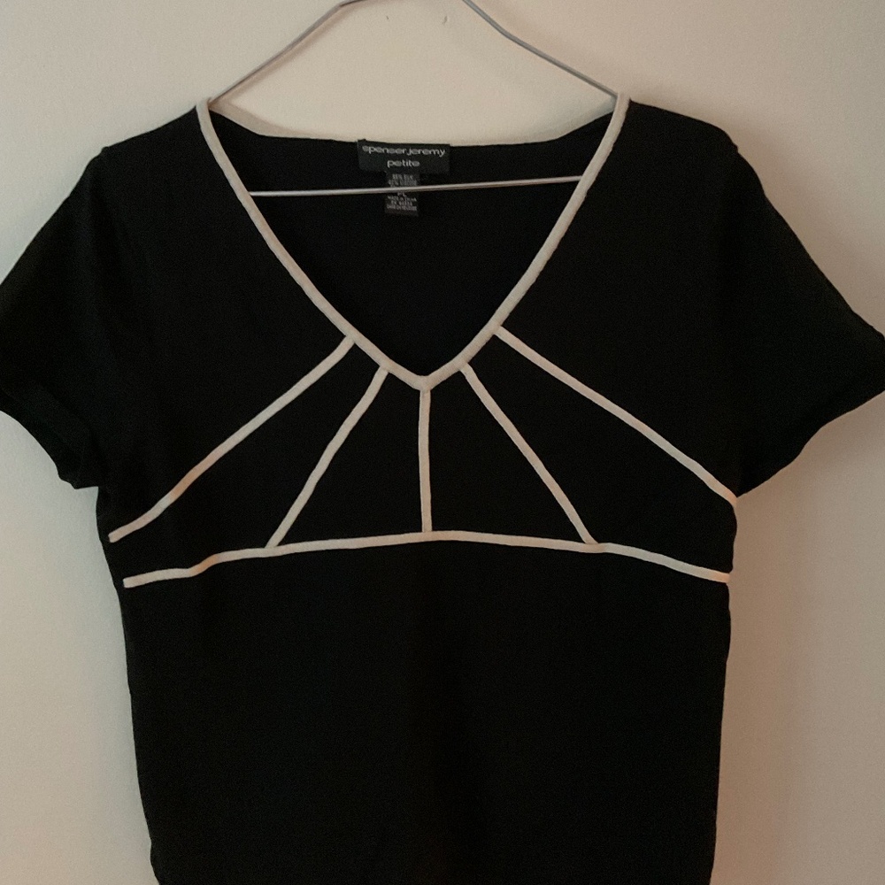 Spenser Jeremy black short sleeve top L large petite cream detail